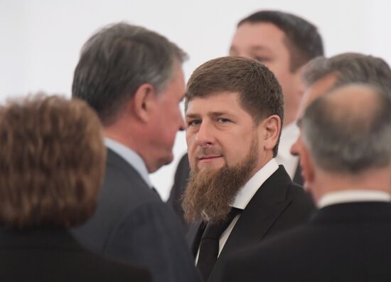 Ежегодное послание президента РФ В. Путина Федеральному Собранию