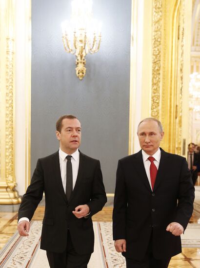 Ежегодное послание президента РФ В. Путина Федеральному Собранию