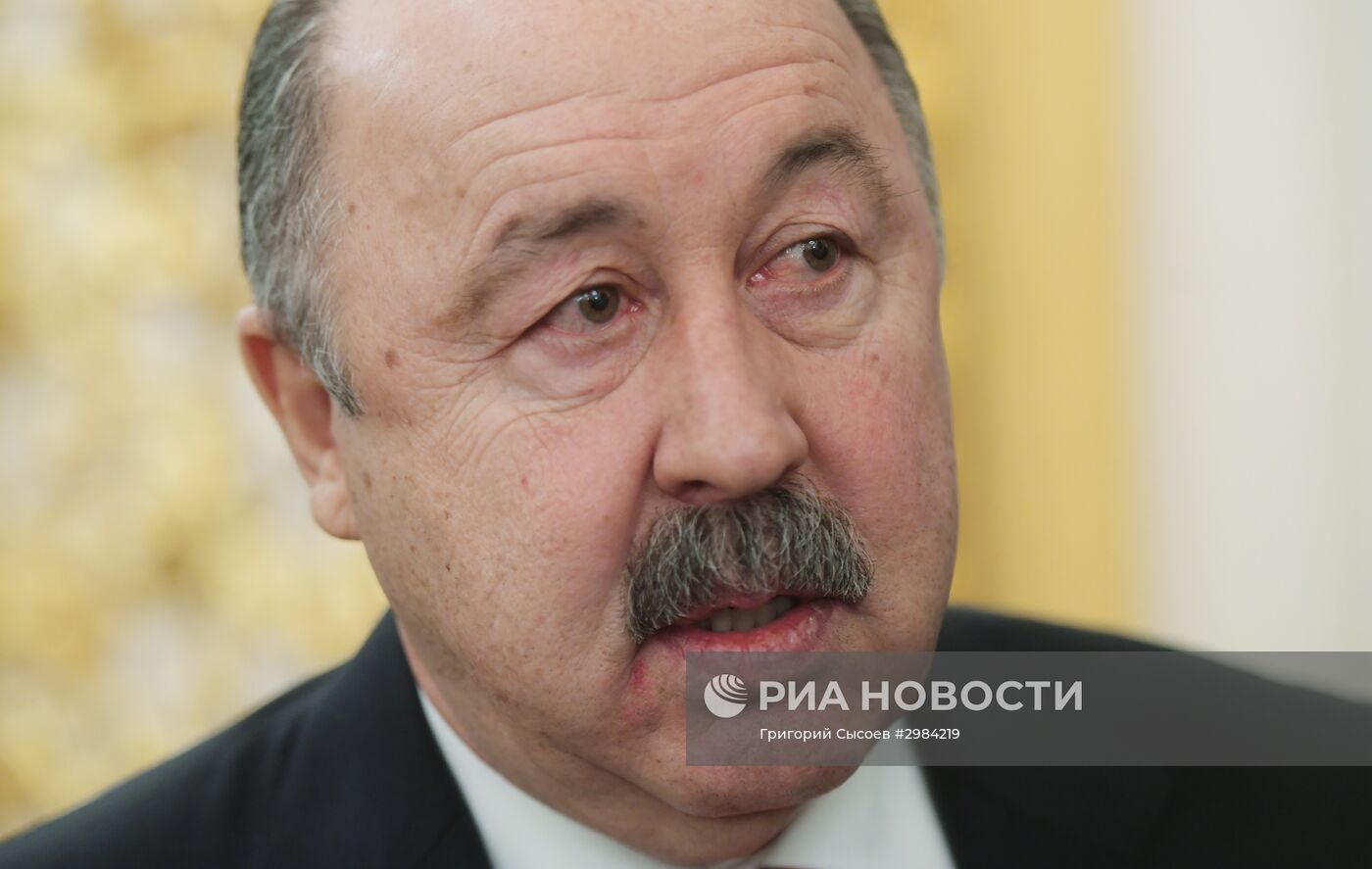 Ежегодное послание президента РФ В. Путина Федеральному Собранию