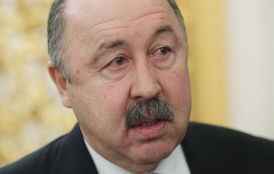 Ежегодное послание президента РФ В. Путина Федеральному Собранию