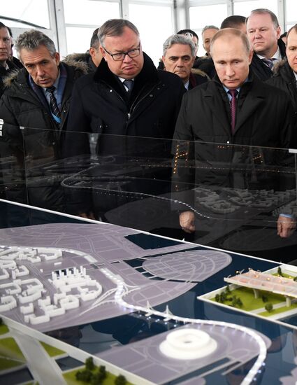 Рабочая поездка президента РФ В. Путина в Санкт-Петербург