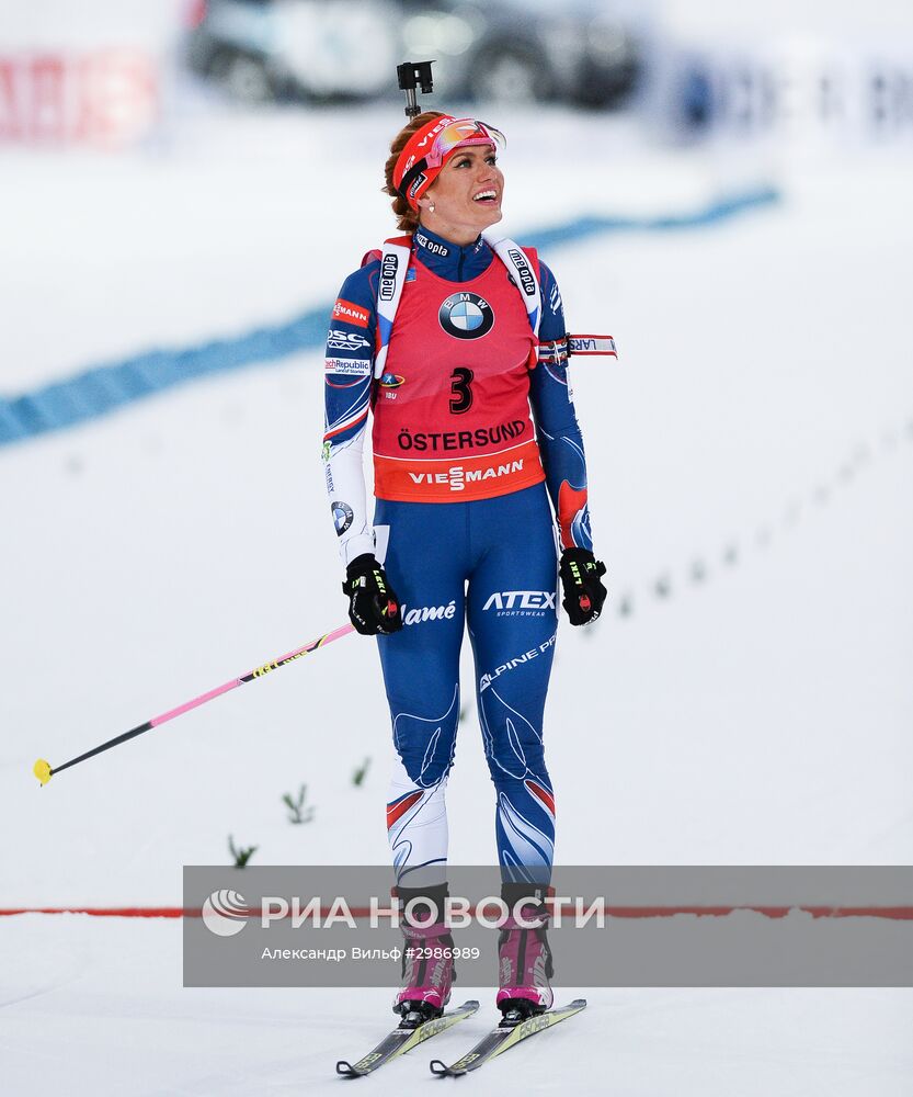 Биатлон. I этап Кубка мира. Женщины. Гонка преследования