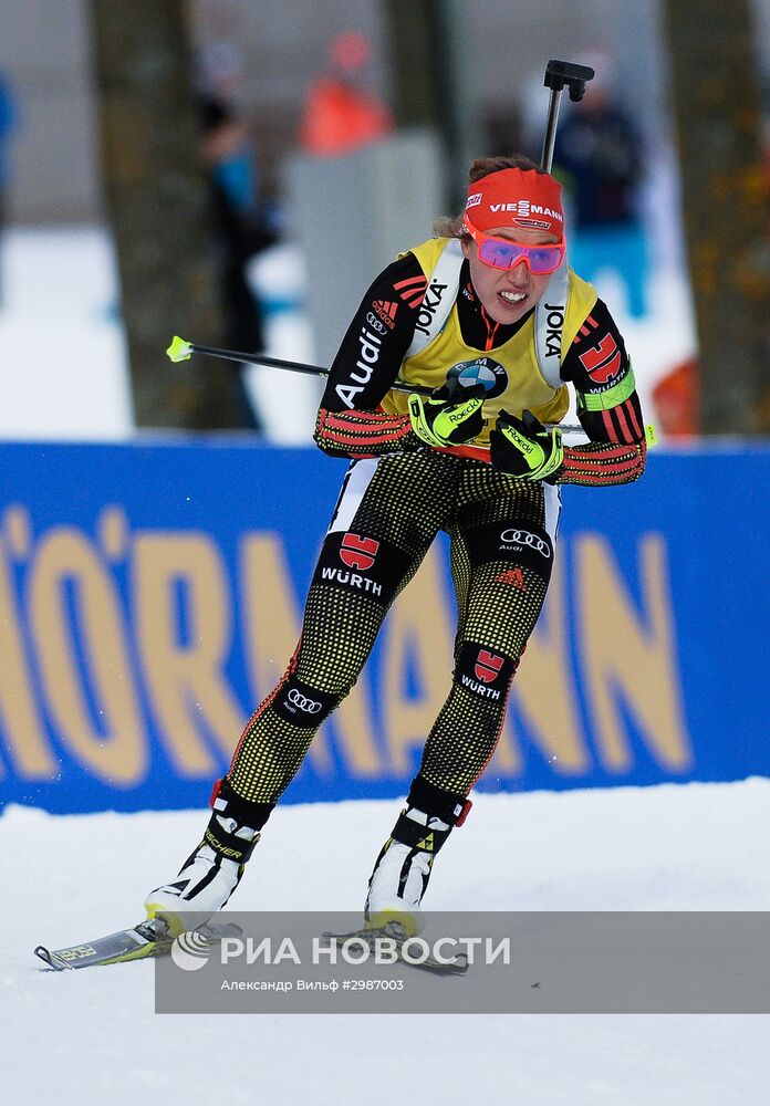 Биатлон. I этап Кубка мира. Женщины. Гонка преследования