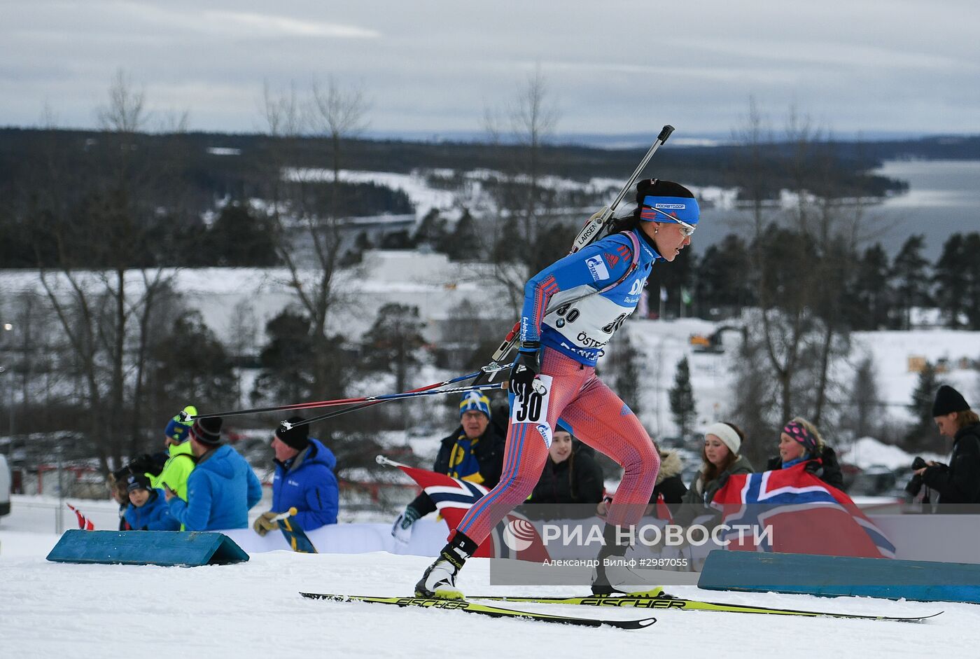 Биатлон. I этап Кубка мира. Женщины. Гонка преследования