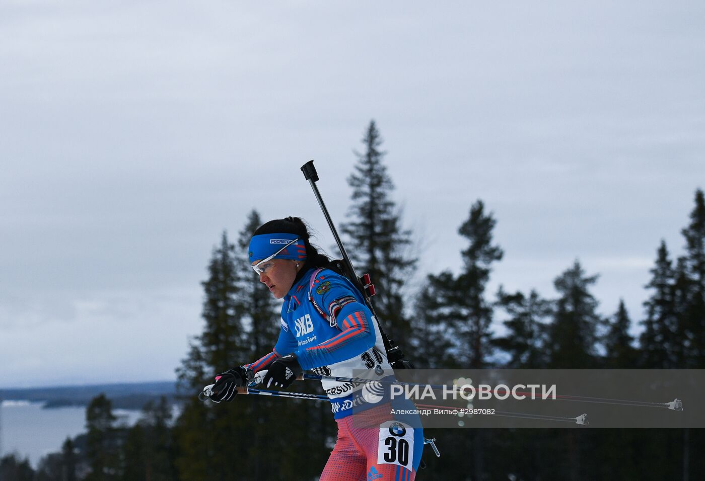 Биатлон. I этап Кубка мира. Женщины. Гонка преследования