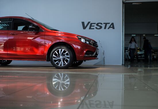 Работа автосалонов в Омске