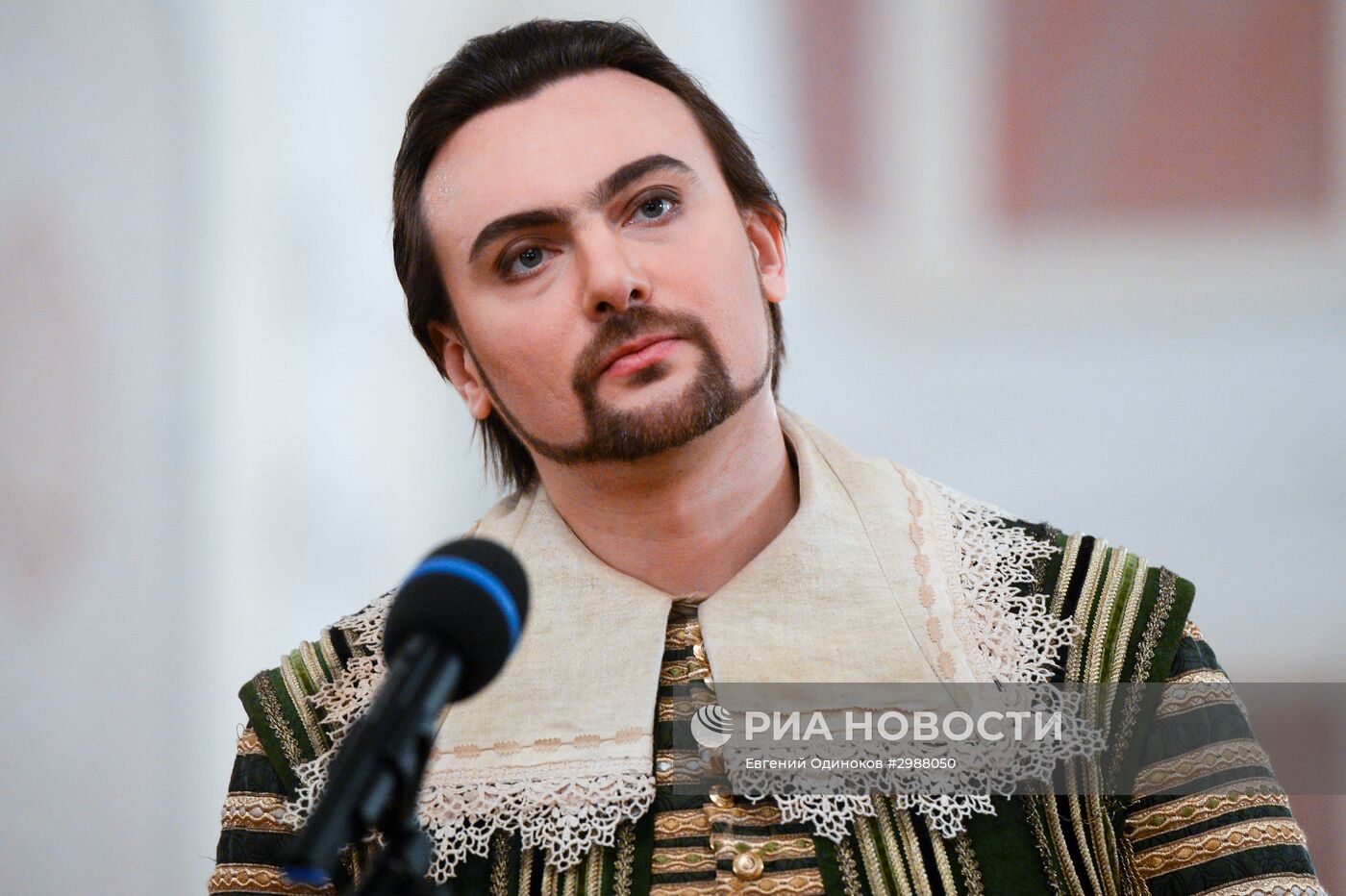 Брифинг актеров оперы "Дон Карлос"