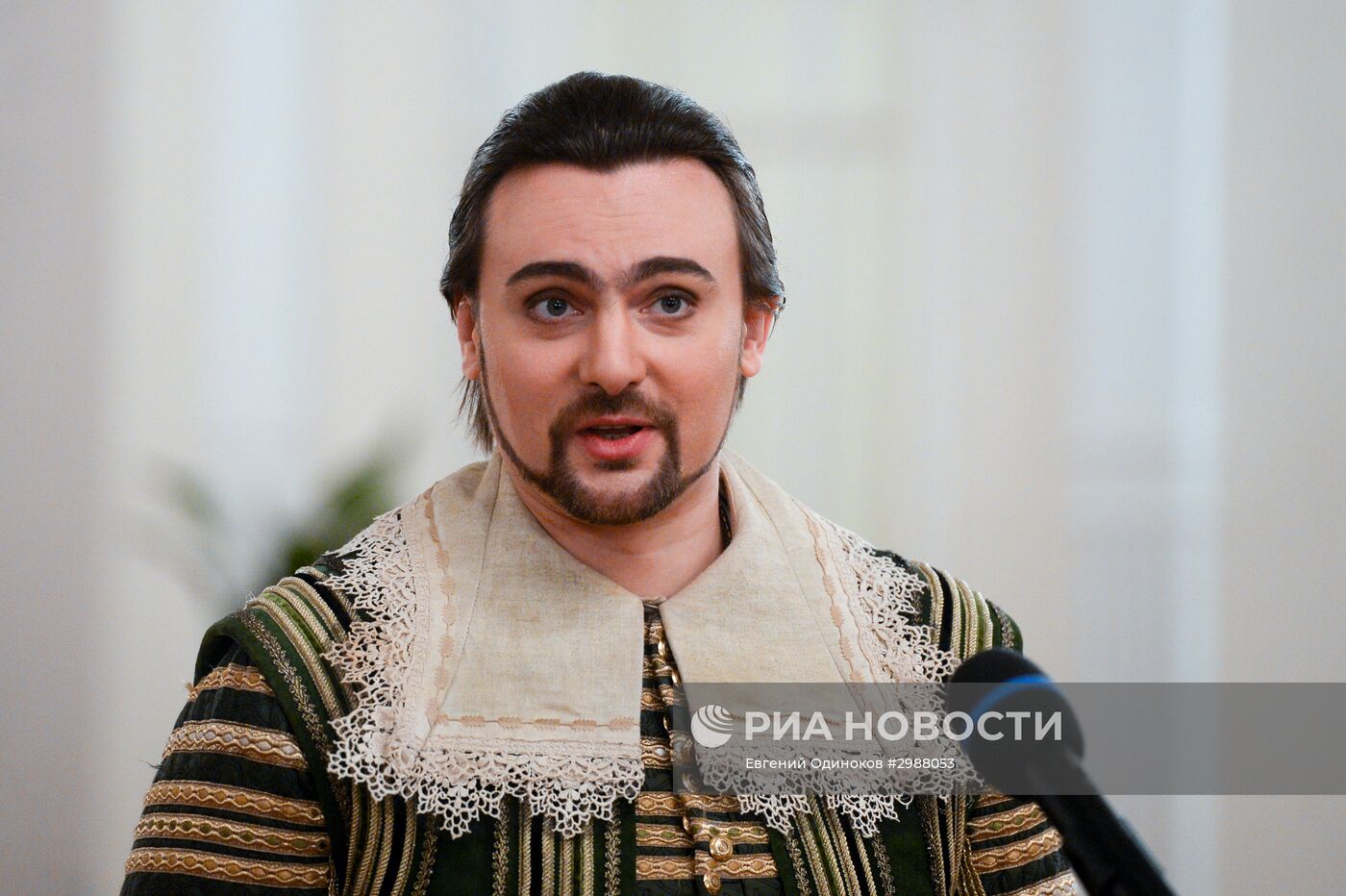 Брифинг актеров оперы "Дон Карлос"