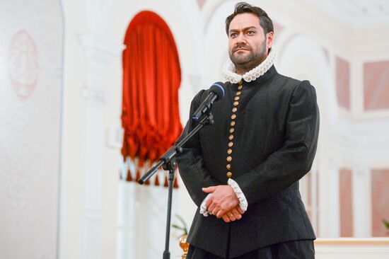 Брифинг актеров оперы "Дон Карлос"