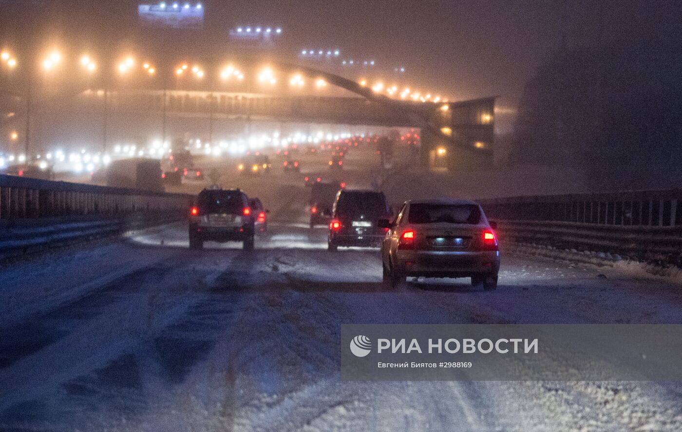 Снегопад в Москве