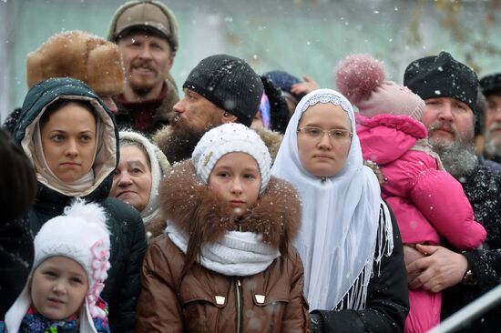 Открытие памятника митрополиту РПСЦ Андриану в Казани