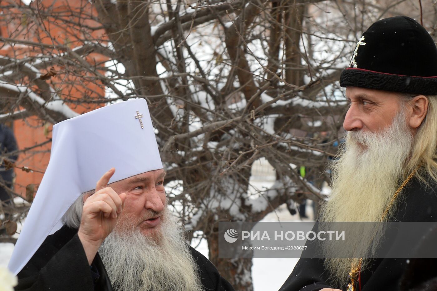 Открытие памятника митрополиту РПСЦ Андриану в Казани