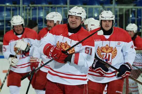 Гала-матч, посвященный 70-летию отечественного хоккея