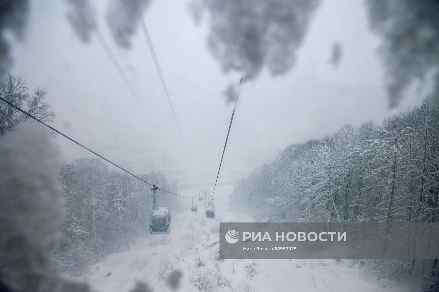 Открытие сезона на горнолыжном курорте "Горки Город" в Сочи