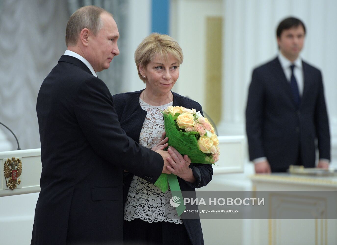 Президент РФ В. Путин вручил Государственные премии за выдающиеся достижения в области благотворительной и правозащитной деятельности