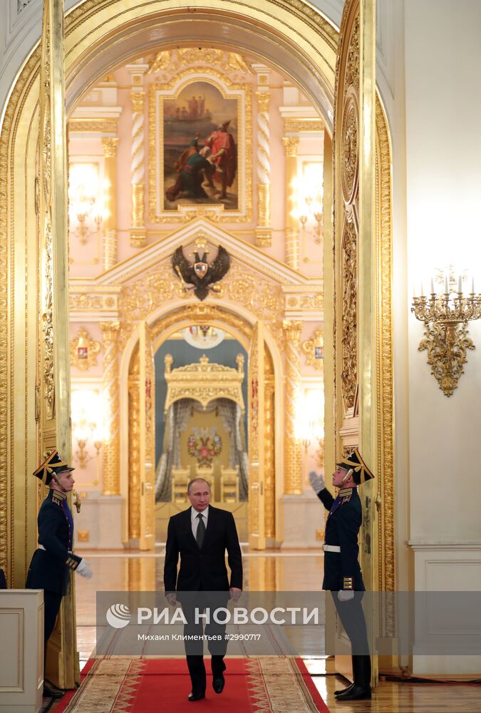 Президент РФ В.Путин принял участие в приёме по случаю Дня Героев Отечества