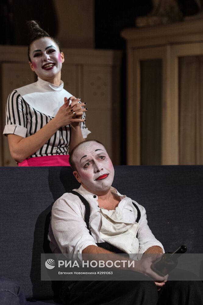 Показ премьерного спектакля "Диссидент"