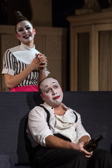 Показ премьерного спектакля "Диссидент"