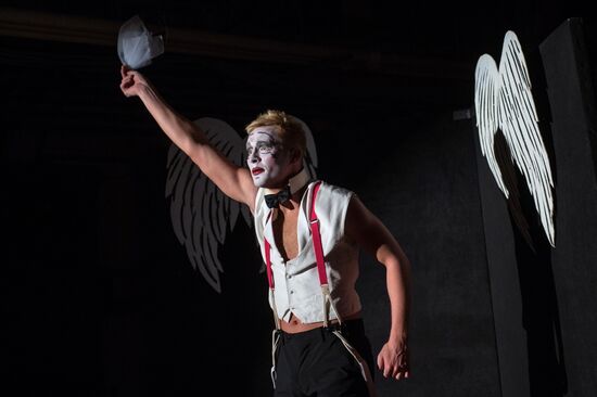 Показ премьерного спектакля "Диссидент"