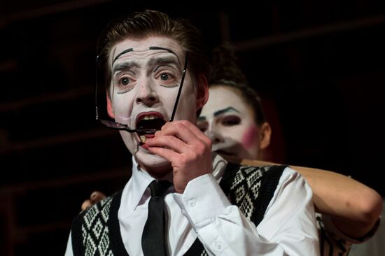 Показ премьерного спектакля "Диссидент"