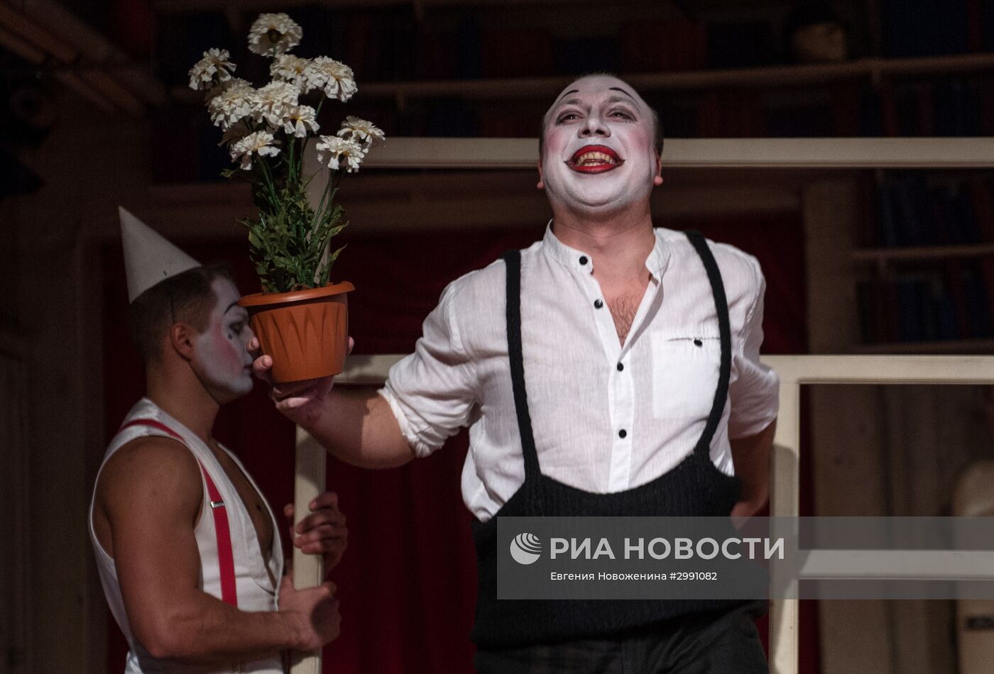 Показ премьерного спектакля "Диссидент"