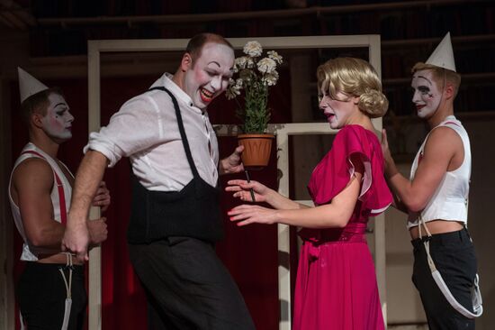 Показ премьерного спектакля "Диссидент"