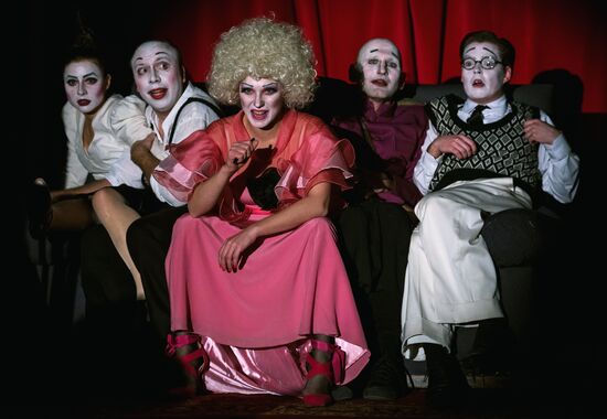 Показ премьерного спектакля "Диссидент"