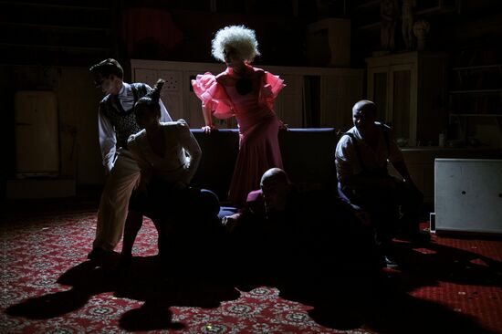 Показ премьерного спектакля "Диссидент"