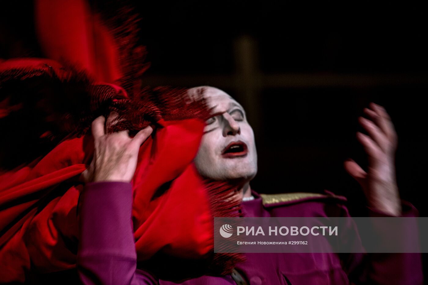 Показ премьерного спектакля "Диссидент"