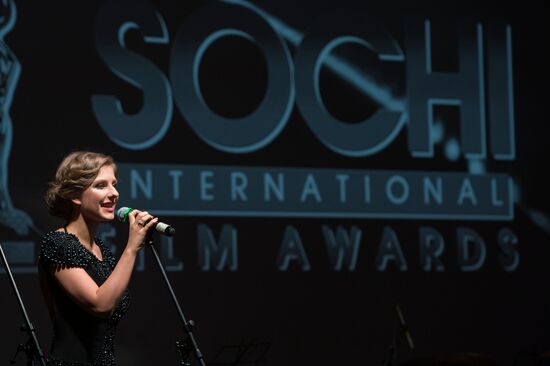 Открытие первого Сочинского международного кинофестиваля "Ирида"