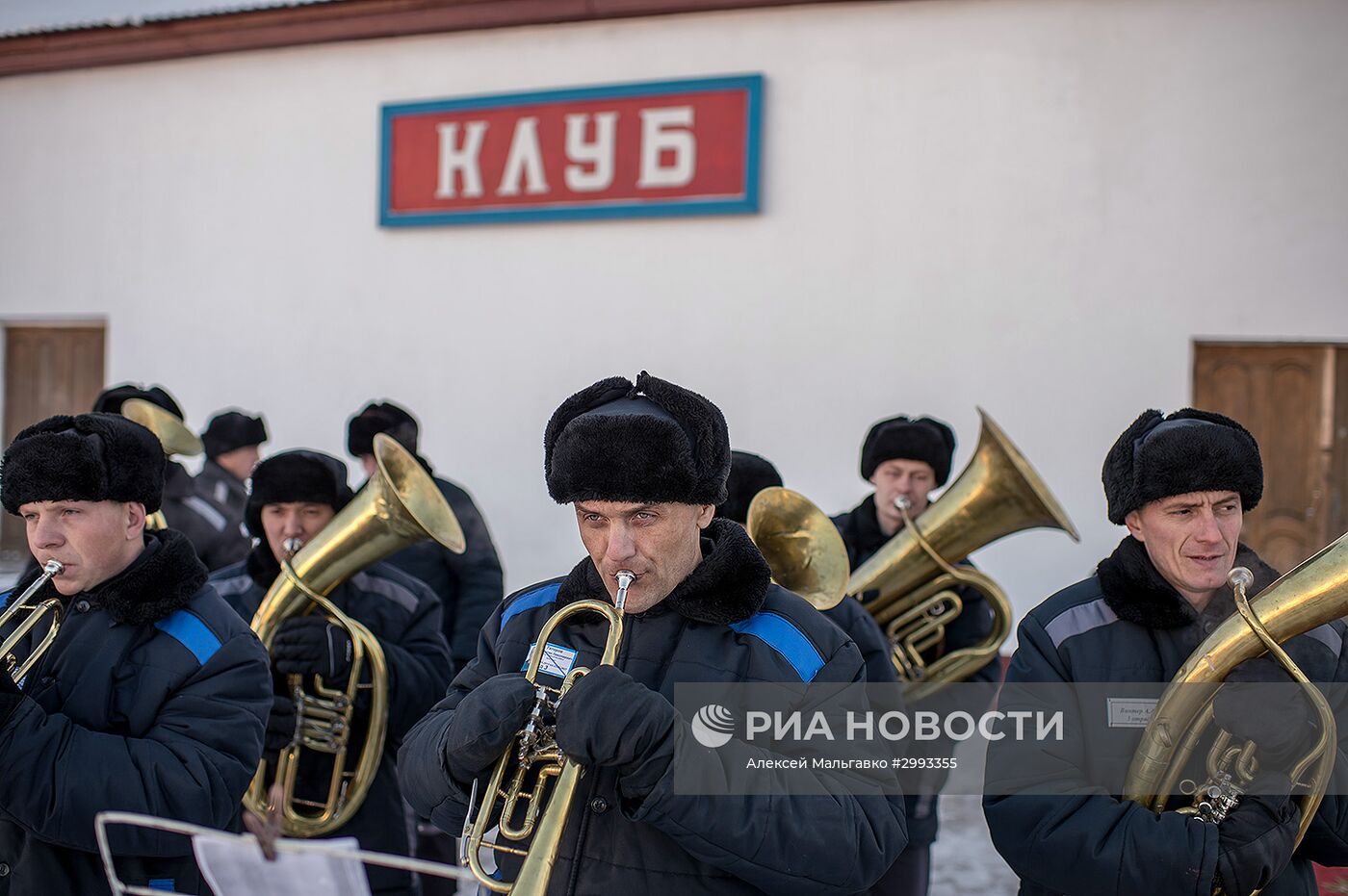 Хоккей в исправительной колонии Омска