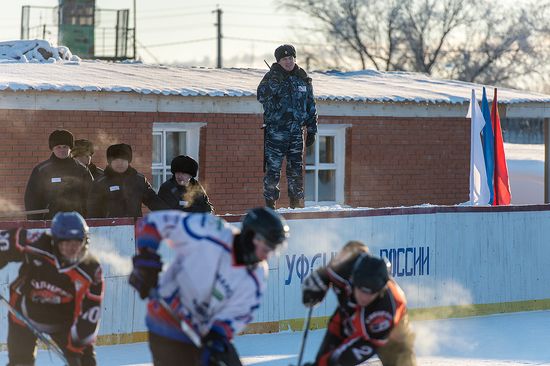 Хоккей в исправительной колонии Омска