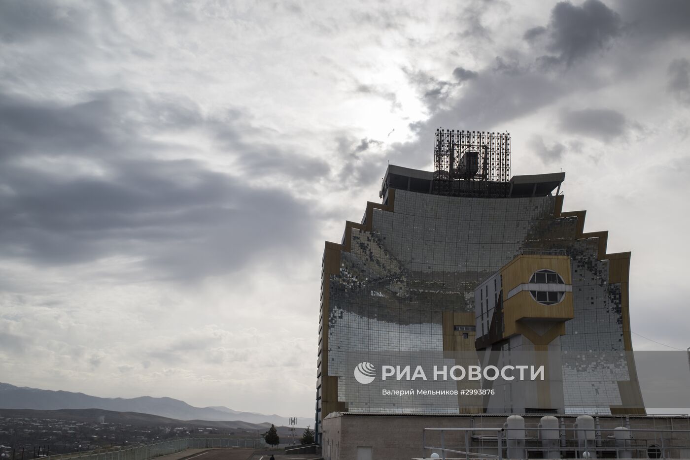 Физико-технический институт НПО "Физика-Солнце" в Узбекистане