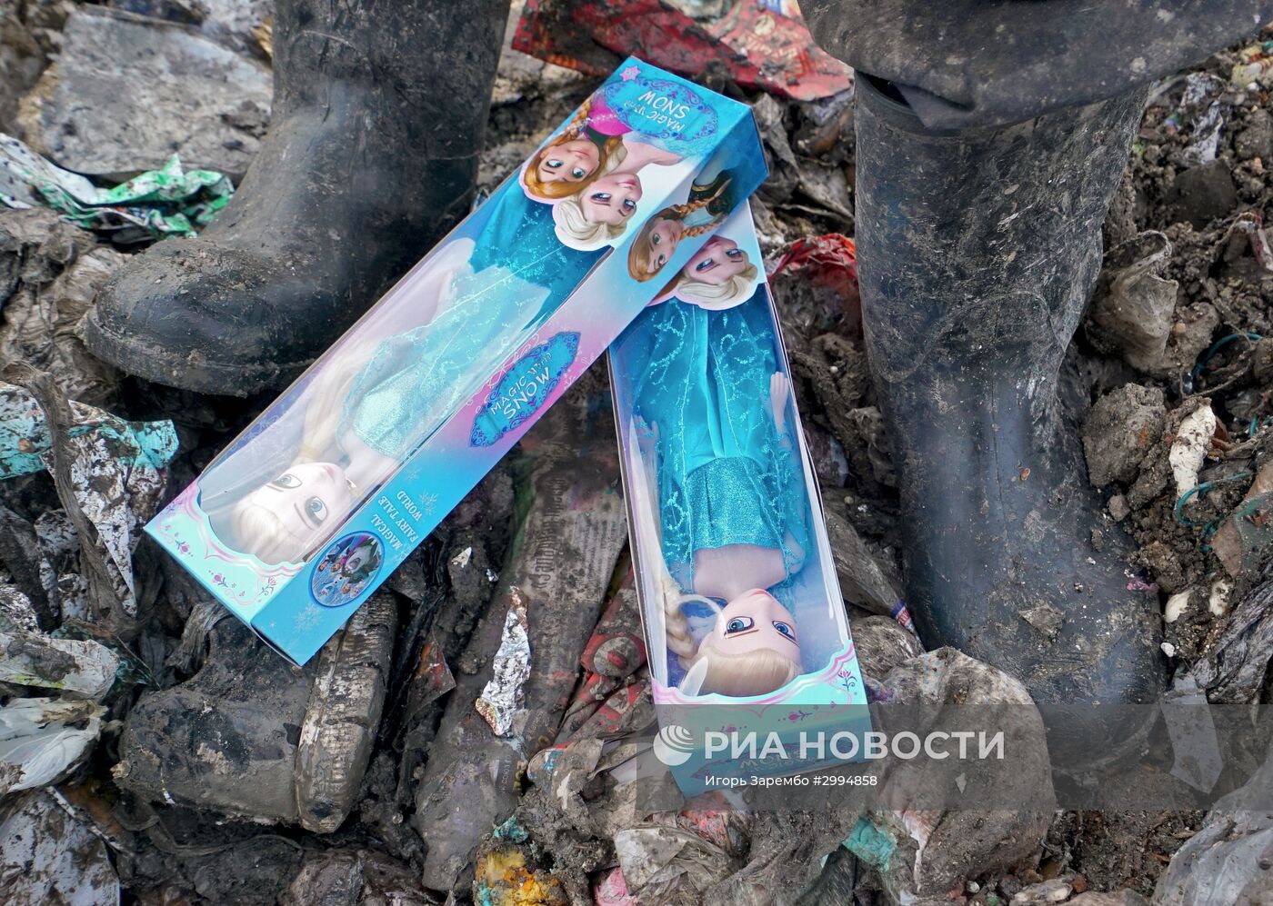 Уничтожение контрафактных игрушек в Калининградской области