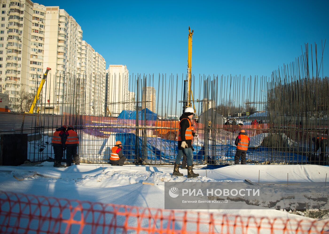 Строительство Южной рокады на пересечении Варшавского шоссе и Балаклавского проспекта