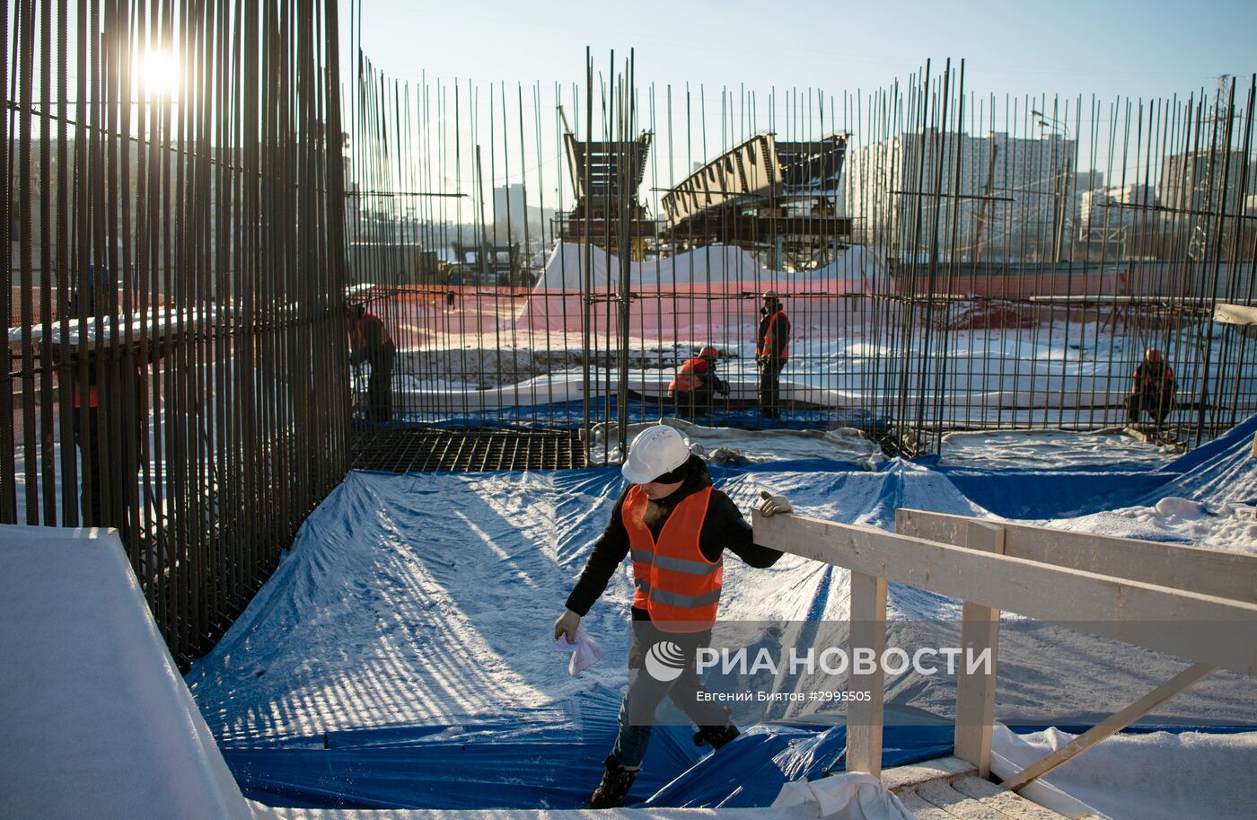 Строительство Южной рокады на пересечении Варшавского шоссе и Балаклавского проспекта