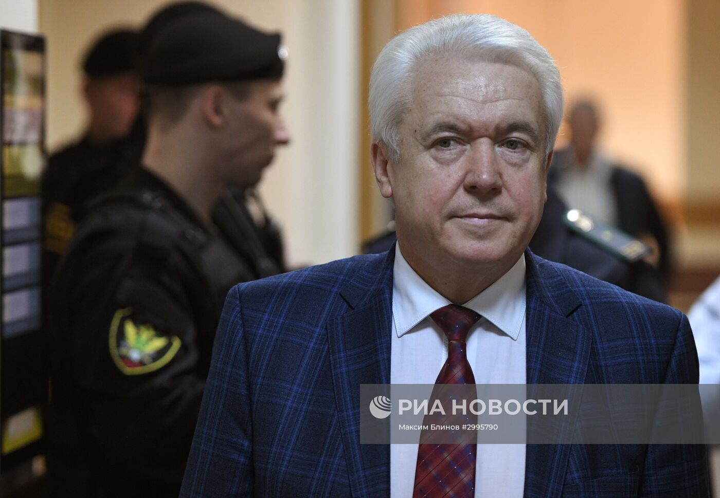 Рассмотрение иска экс-депутата Верховной рады В. Олейника в Дорогомиловском суде