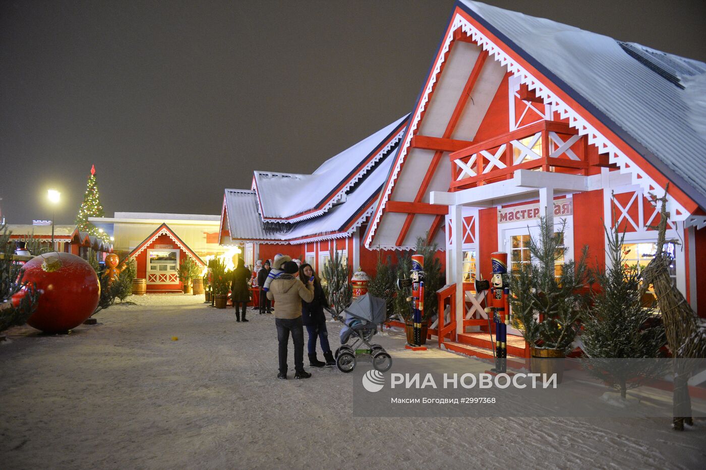 Открытие новогодней Кремлевской набережной в Казани