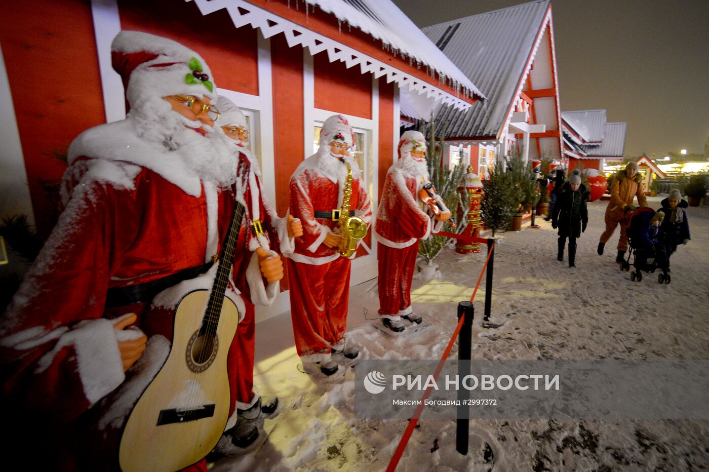 Открытие новогодней Кремлевской набережной в Казани