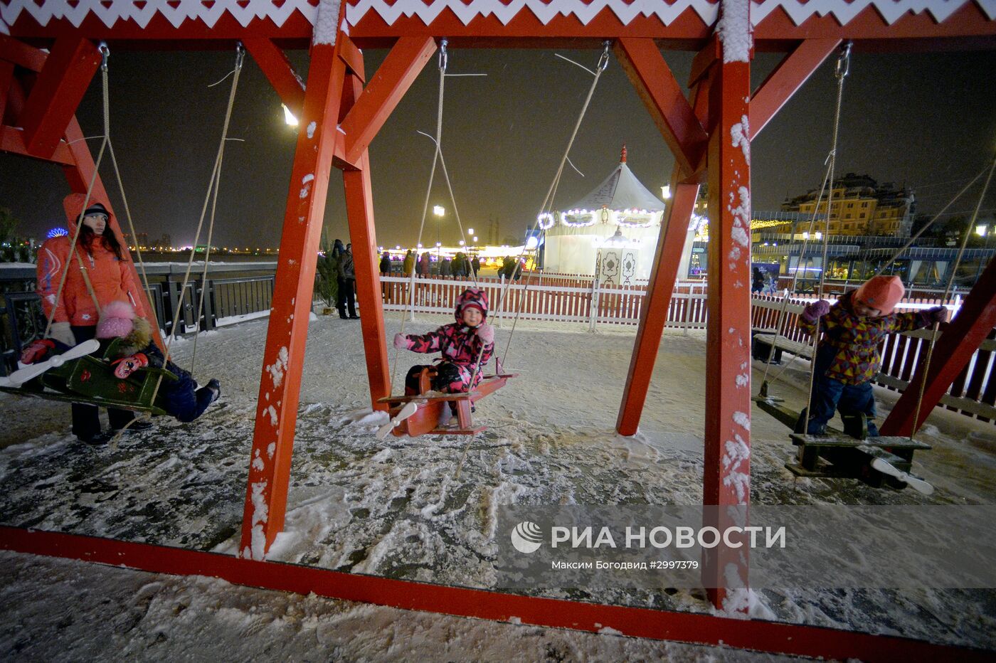 Открытие новогодней Кремлевской набережной в Казани