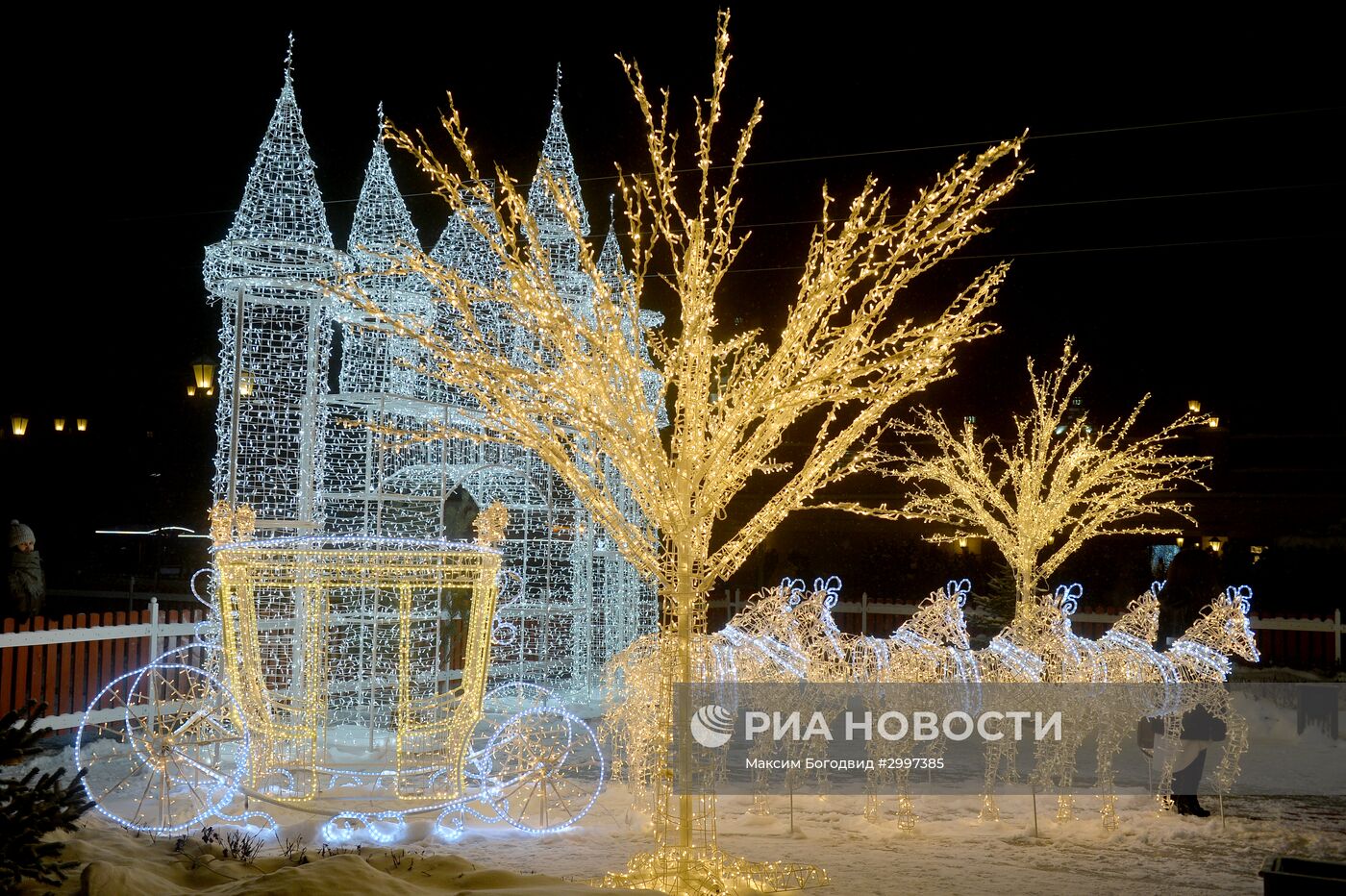 Открытие новогодней Кремлевской набережной в Казани