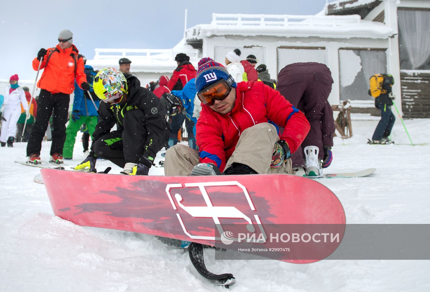 Зимний сезон открылся на горнолыжном курорте "Роза Хутор" в Сочи