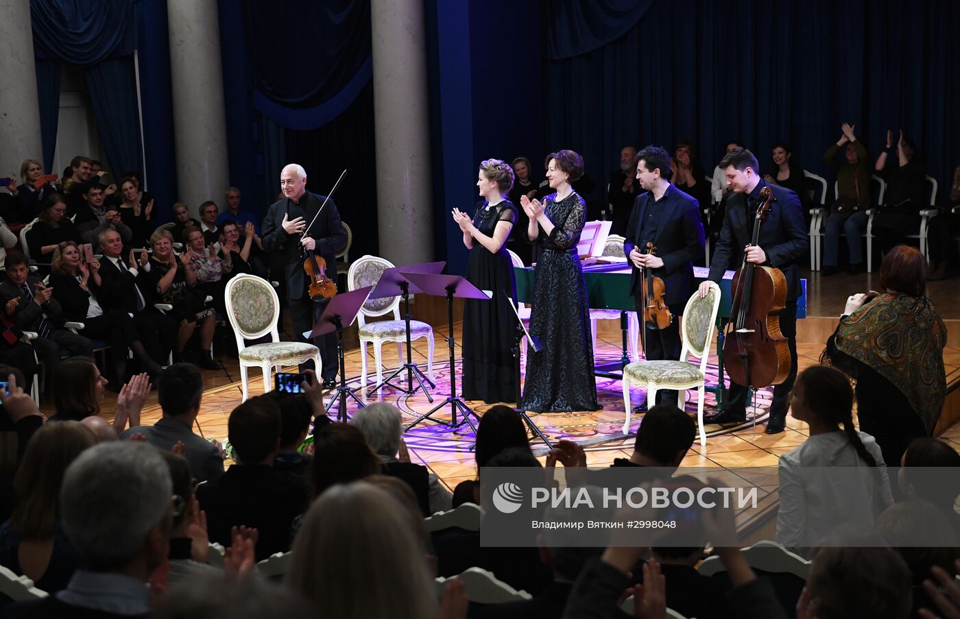 Концерт Владимира Спивакова "Час Баха. "Человек, возлюби мир!"