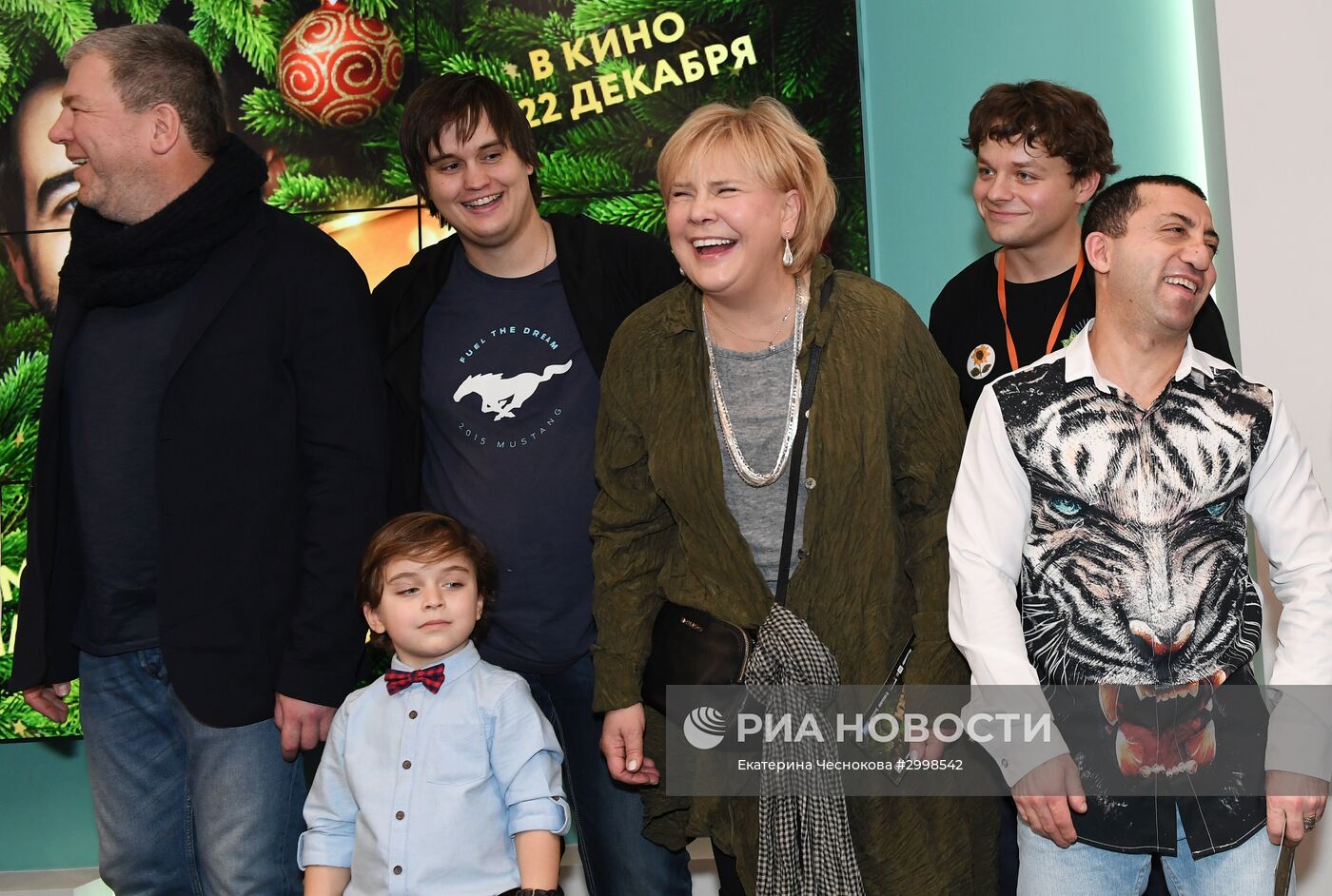 Премьера фильма "Елки 5"