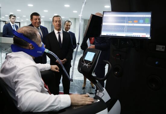 Премьер-министр РФ Д. Медведев провел заседание президиума Совета при президенте РФ по модернизации экономики