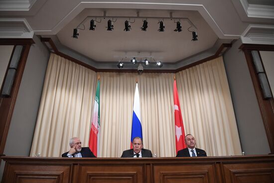 Пресс-конференция глав МИД России, Ирана и Турции
