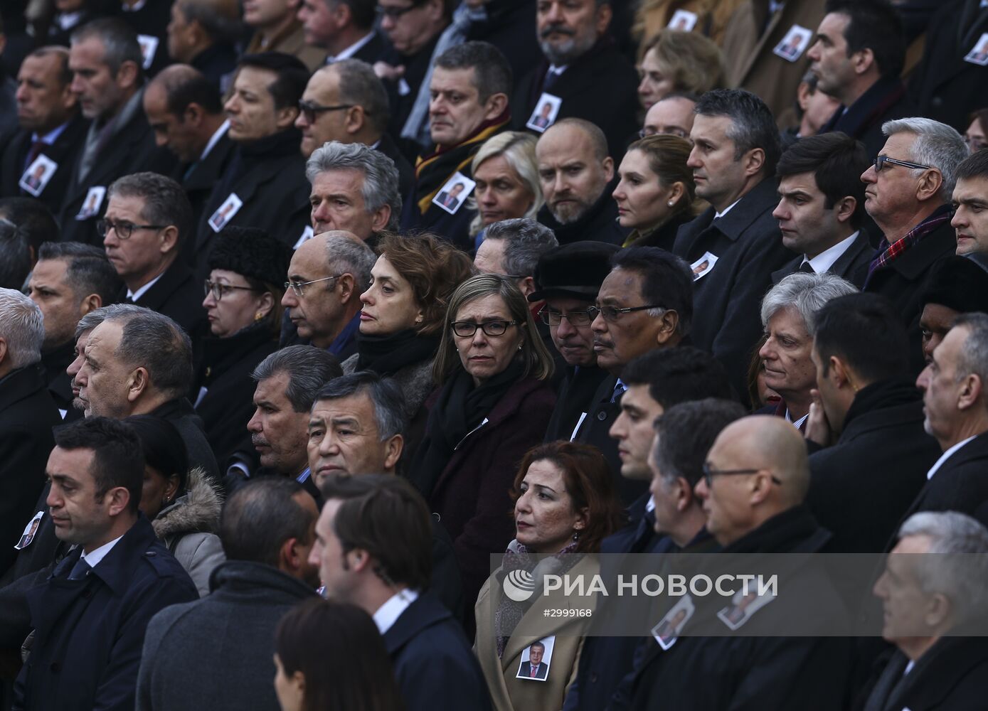 Прощание с российским послом А. Карловым в аэропорту Анкары
