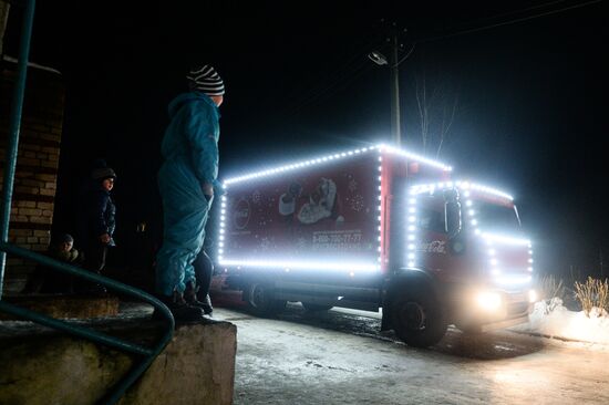 Рождественский караван Coca-Cola в Новгородской области