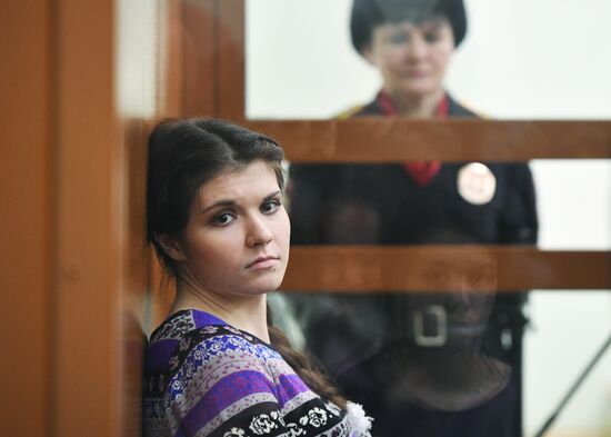 Варвара Караулова выступила с последним словом в Московском окружном военном суде