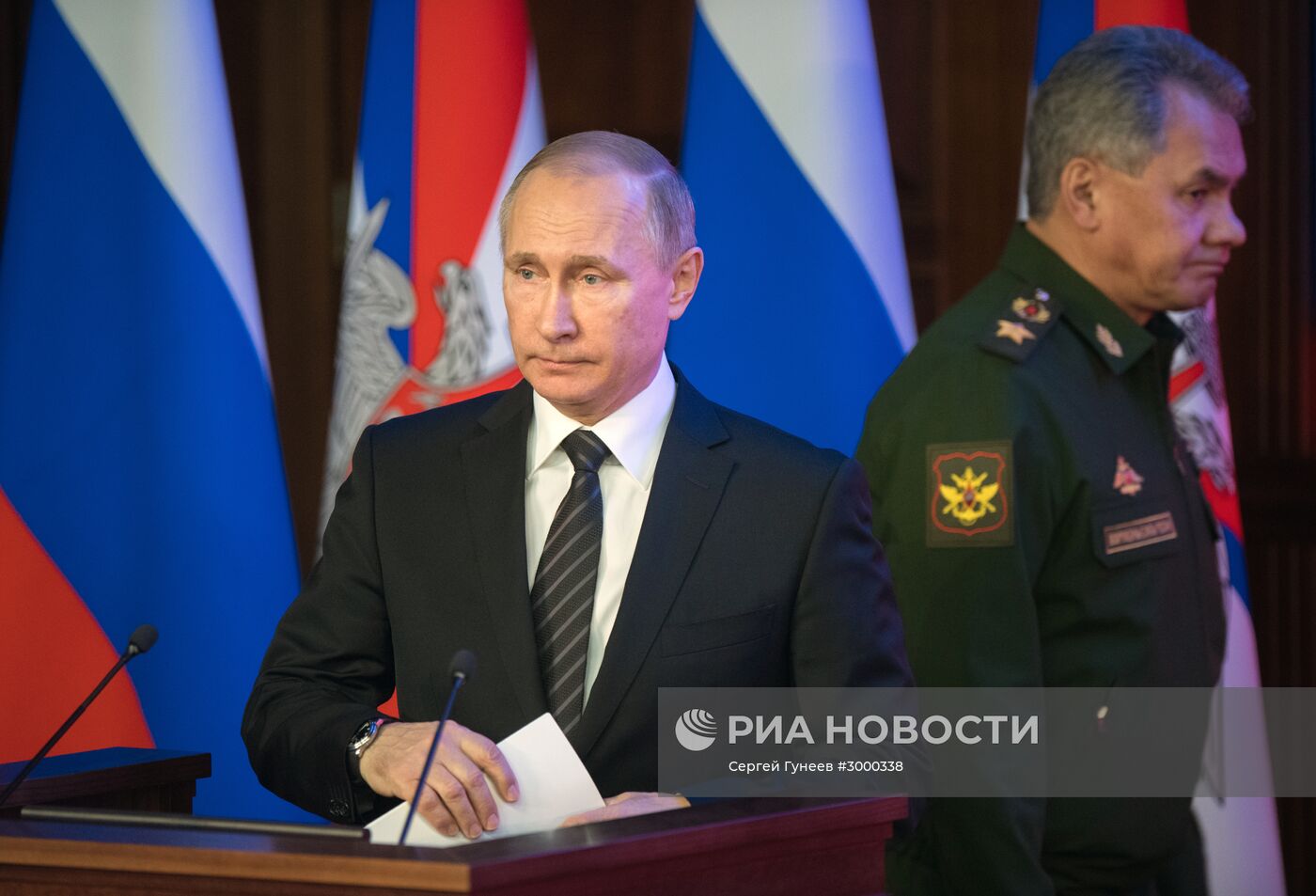 Президент РФ В. Путин принял участие в заседании расширенной коллегии Минобороры РФ